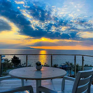 Sunny Coast Appartamento Sarandë