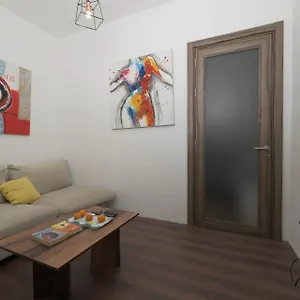 Stylish 2 Bedrooom Centre With Terrace Appartamento La Valletta